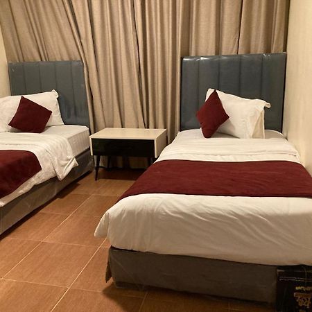 Uptown Hotel Apartment Амман Екстер'єр фото
