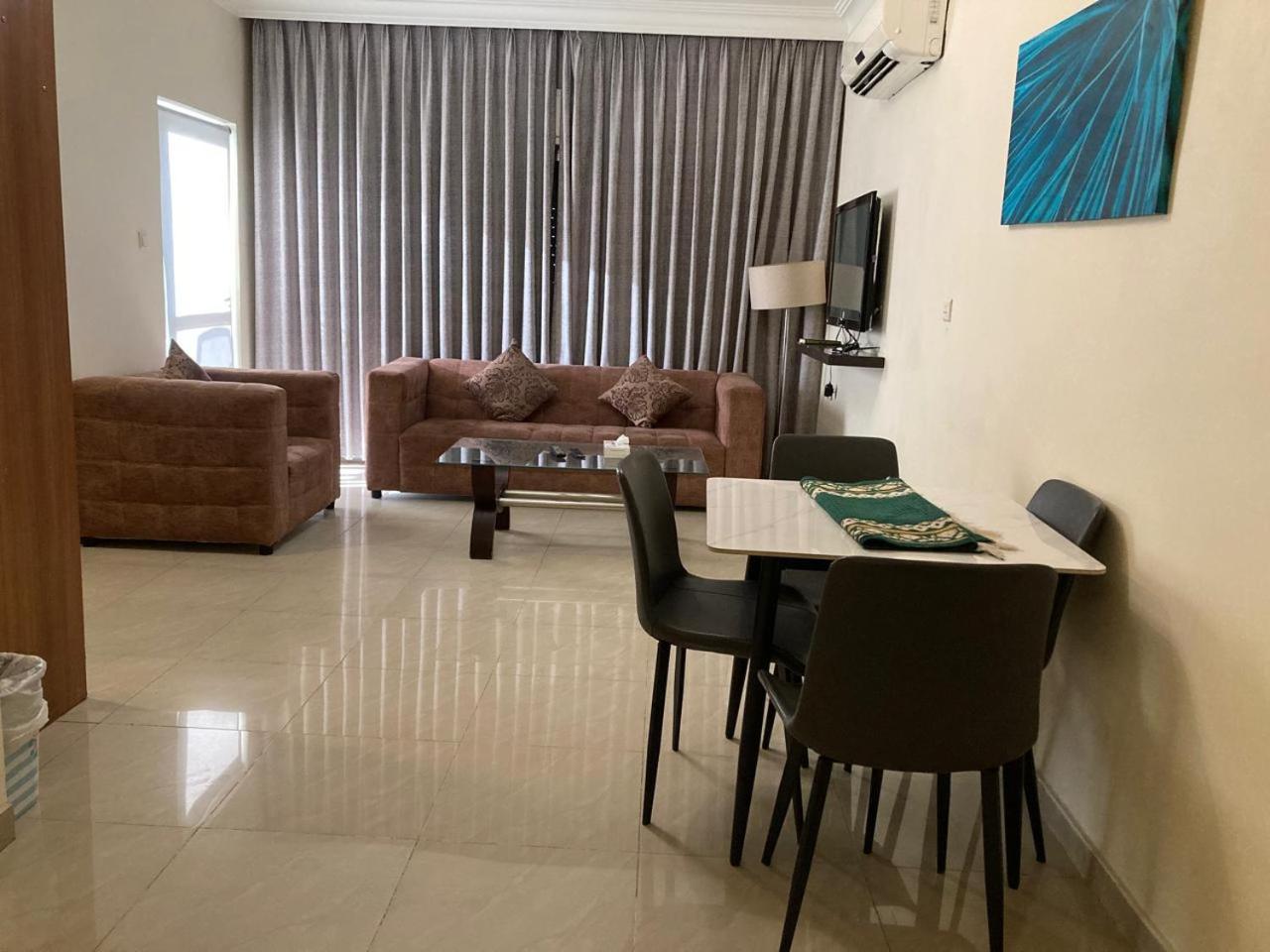 Uptown Hotel Apartment Амман Екстер'єр фото
