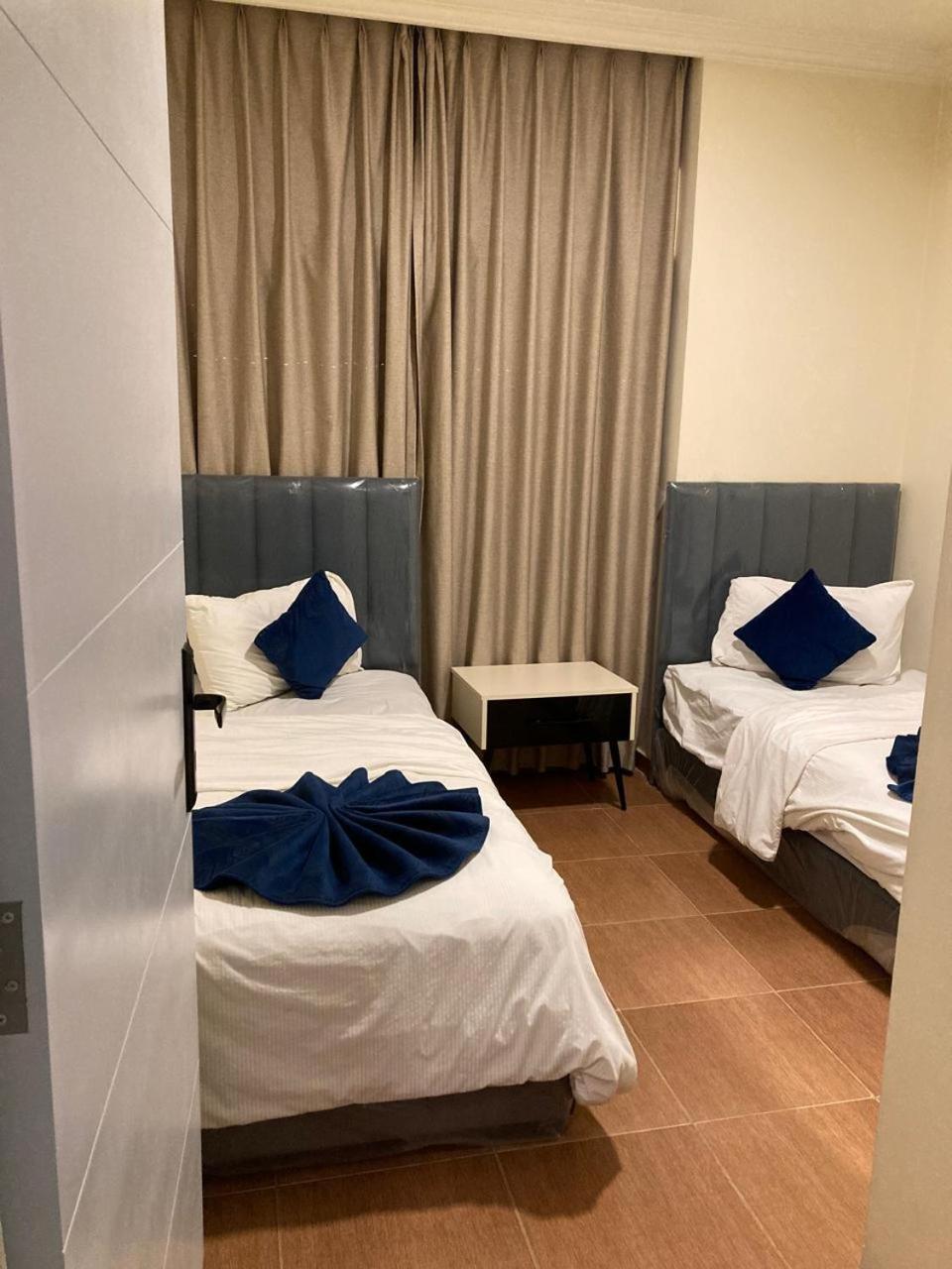 Uptown Hotel Apartment Амман Екстер'єр фото