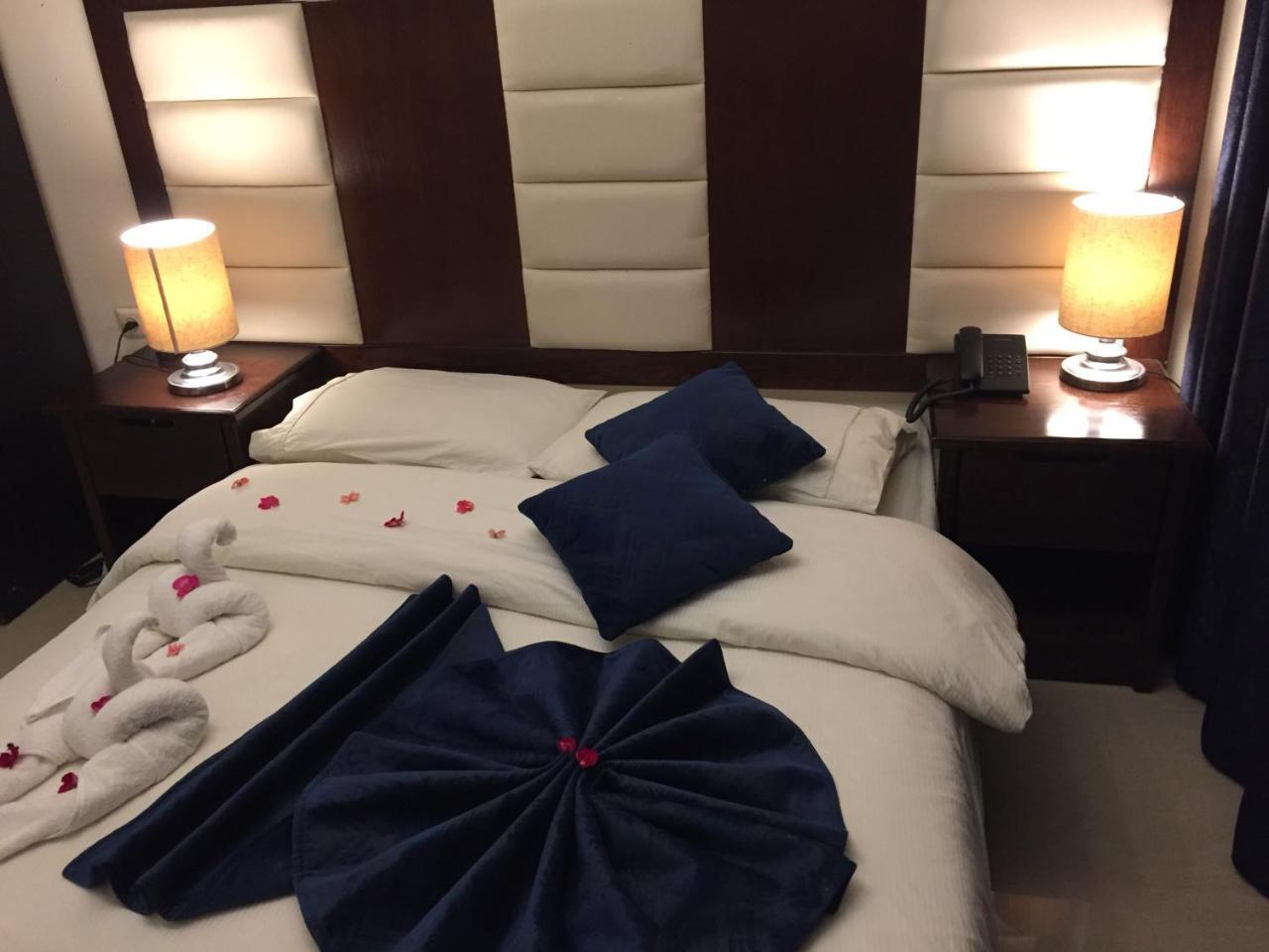 Uptown Hotel Apartment Амман Екстер'єр фото